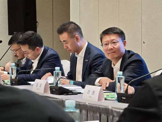 长安汽车赵非：已经成立AI变革委员会，由朱华荣董事长牵头