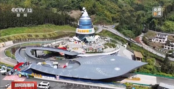 服务区变身文旅打卡地 川藏线上的“超级驿站”破圈升级